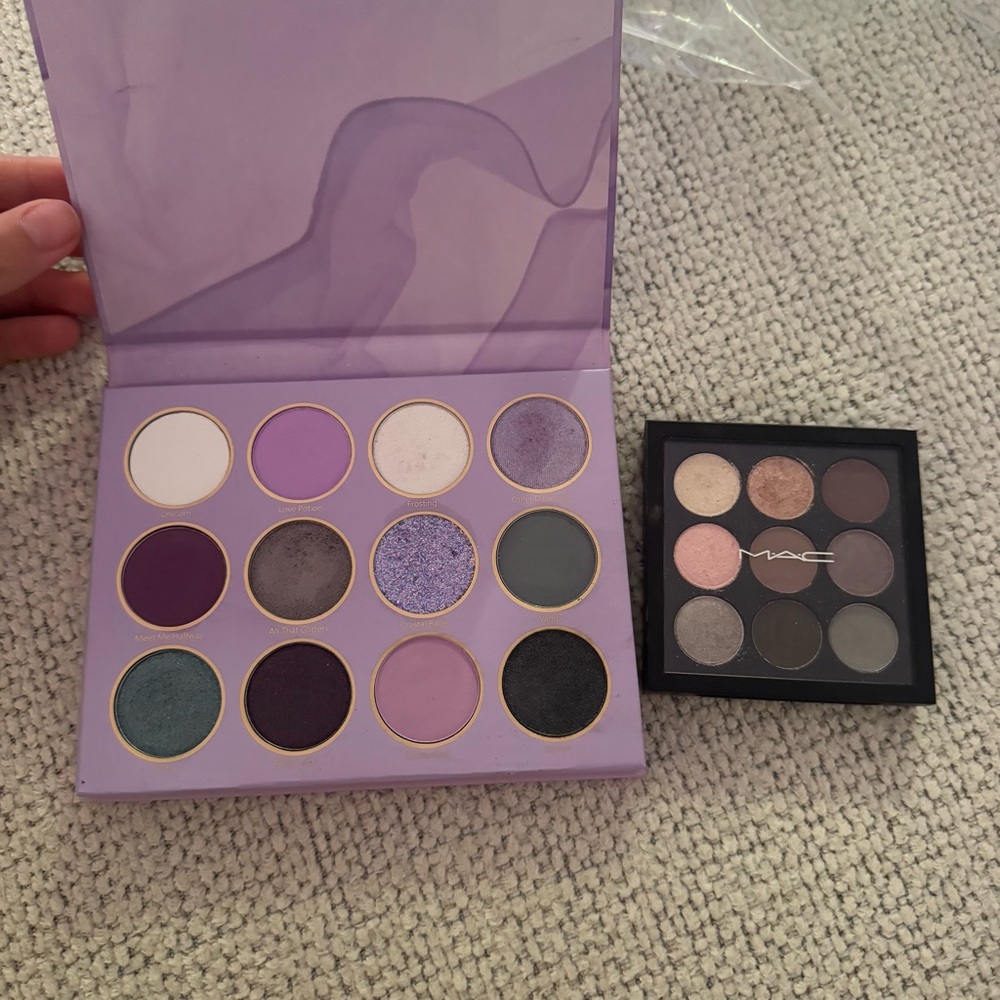 MAC solar glow times nine mini eye shadow palette and sheglam violet palette - Picture 2 of 7